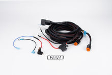 Laden Sie das Bild in den Galerie-Viewer, B2BFAB Lighting Harness for Dual Function Fog Lights