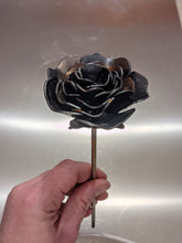 Load image into Gallery viewer, B2BFAB Rose Welding Project Kit